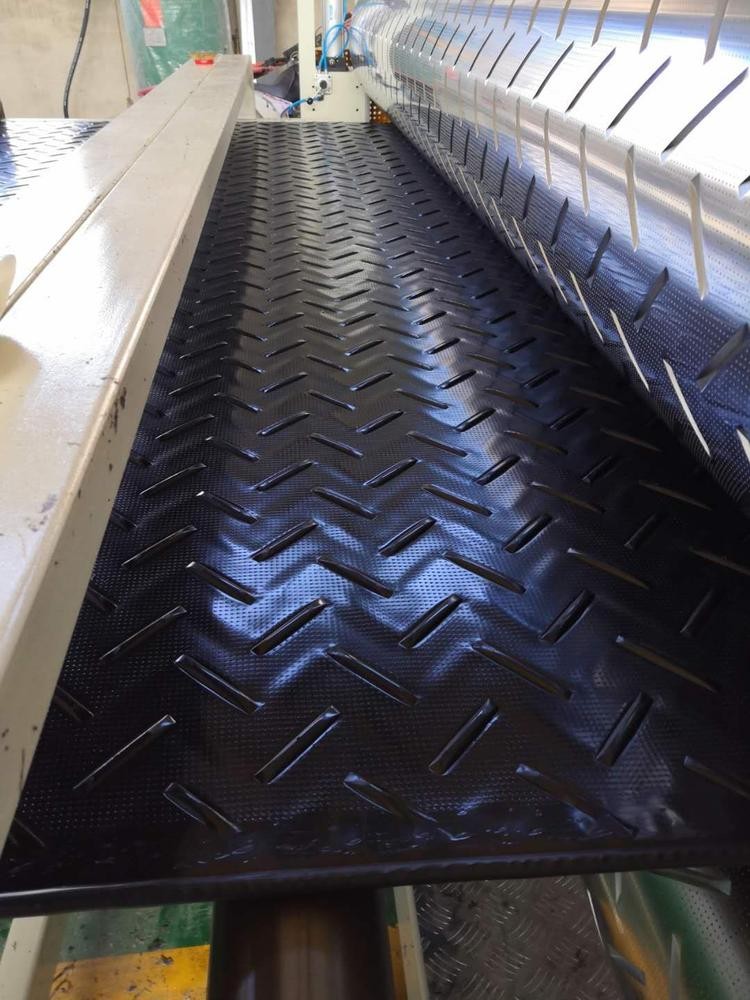 666